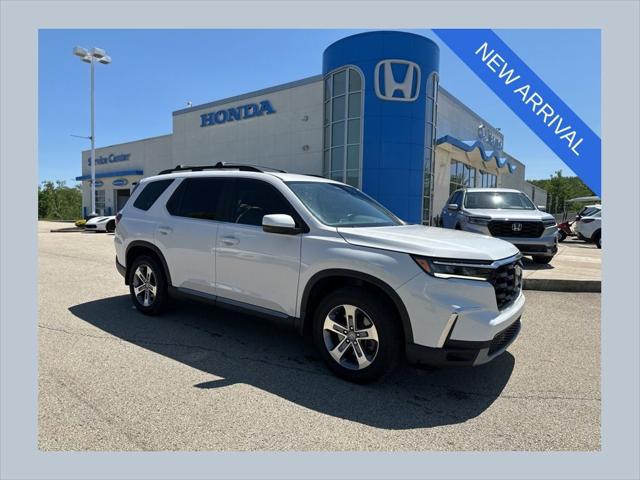 2023 Honda Pilot AWD EX-L 8 Passenger