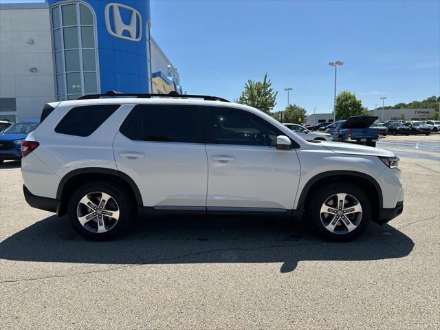 2023 Honda Pilot AWD EX-L 8 Passenger