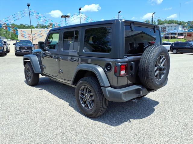 2025 Jeep Wrangler 4-Door Summit 4x4