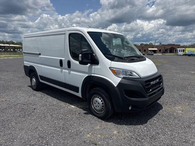 2025 Ram ProMaster 2500 Cargo Van Tradesman Low Roof 136" WB w/Pass Seat