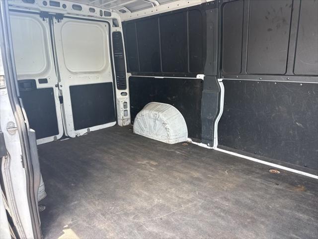 2025 Ram ProMaster 2500 Cargo Van Tradesman Low Roof 136" WB w/Pass Seat