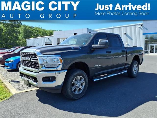 2023 RAM 2500 Big Horn Crew Cab 4x4 64 Box 2023 RAM 2500 Big Horn Crew Cab 4x4 64 Box