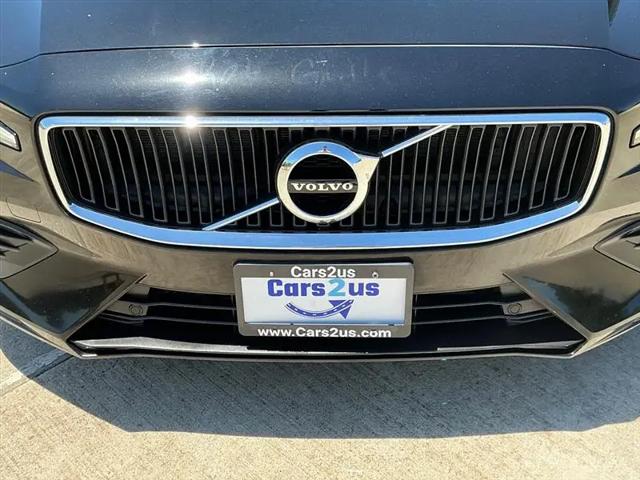 2019 Volvo S60 T5 Momentum