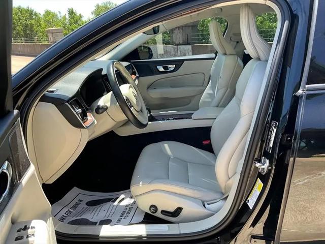 2019 Volvo S60 T5 Momentum