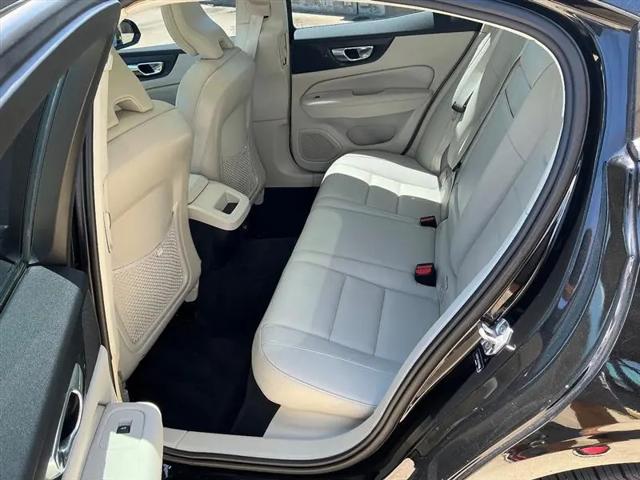 2019 Volvo S60 T5 Momentum