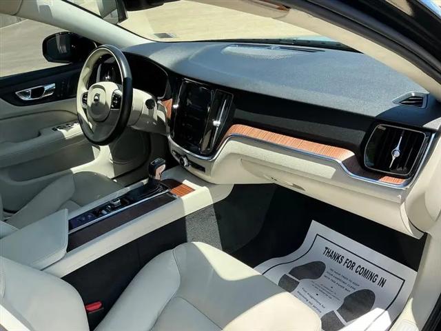 2019 Volvo S60 T5 Momentum