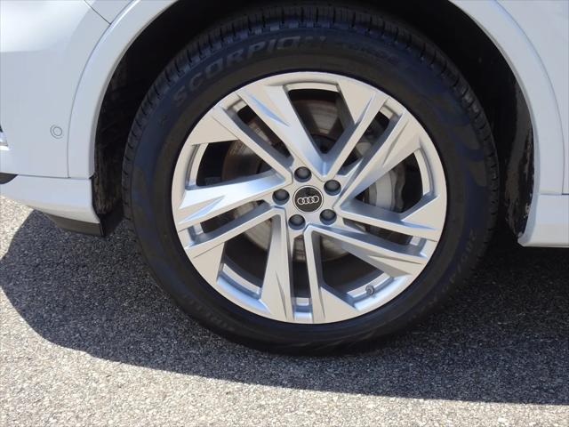 2023 Audi Q7 Premium 55 TFSI quattro Tiptronic