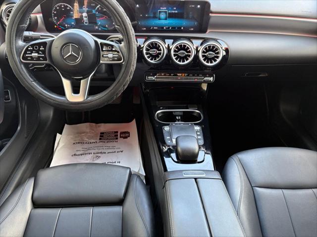 2022 Mercedes-Benz A 220 A 220