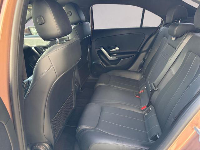 2022 Mercedes-Benz A 220 A 220