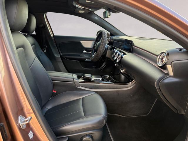 2022 Mercedes-Benz A 220 A 220
