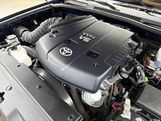 2004 Toyota 4Runner SR5 V6