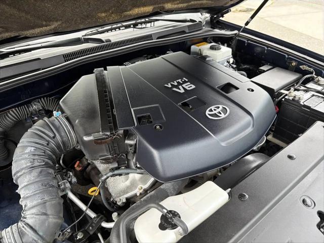 2004 Toyota 4Runner SR5 V6
