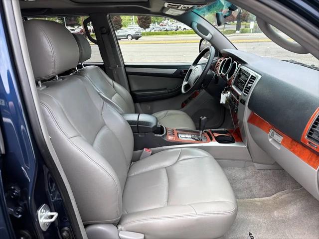 2004 Toyota 4Runner SR5 V6