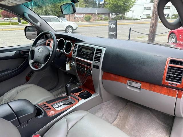 2004 Toyota 4Runner SR5 V6