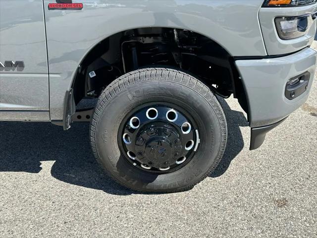 2026 Ram 3500 Big Horn Crew Cab 4x4 8 Box