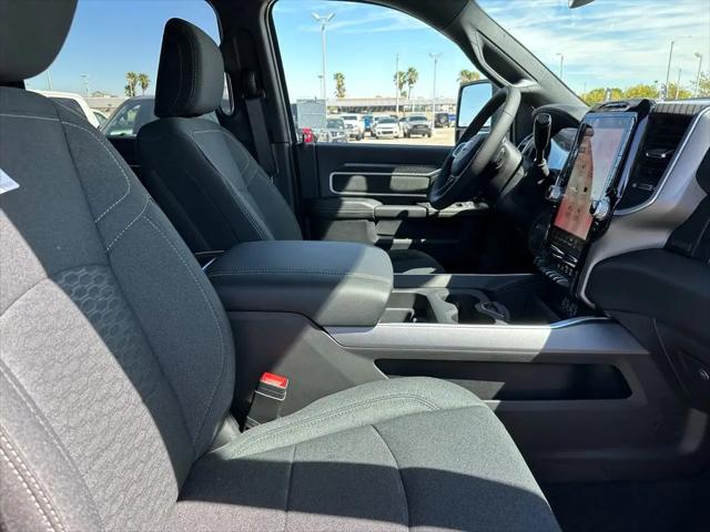 2026 Ram 3500 Big Horn Crew Cab 4x4 8 Box