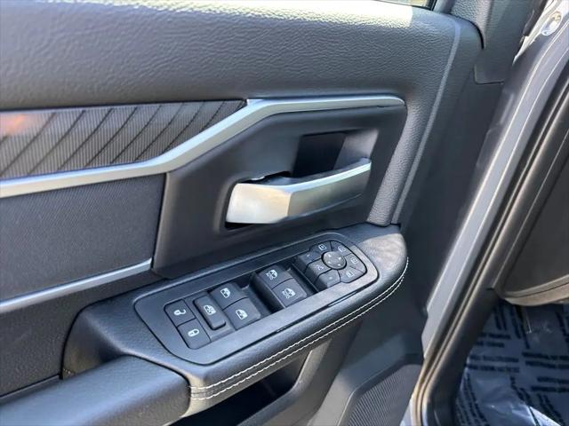 2026 Ram 3500 Big Horn Crew Cab 4x4 8 Box