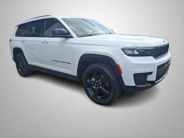 2023 Jeep Grand Cherokee L Altitude 4x4 2023 Jeep Grand Cherokee L Altitude 4x4