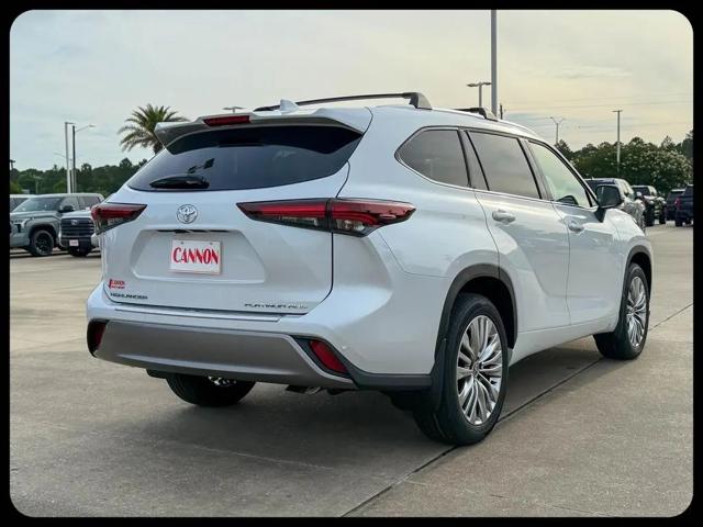 2026 Toyota Highlander Platinum