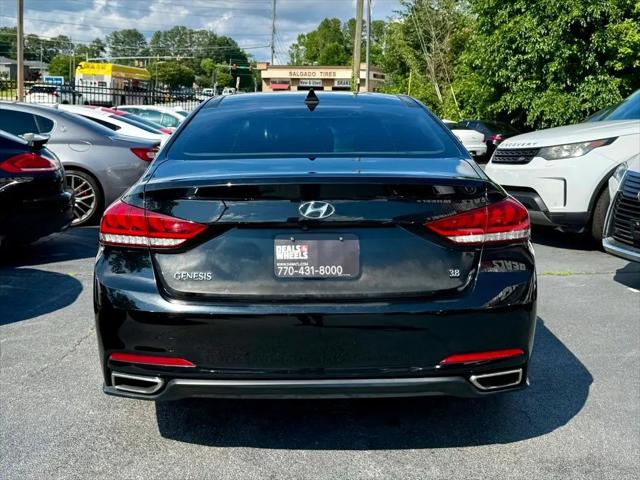 2016 Hyundai Genesis 3.8