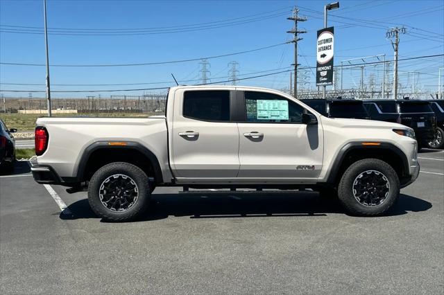 2026 GMC Canyon AT4, 4WD