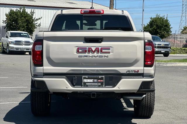 2026 GMC Canyon AT4, 4WD