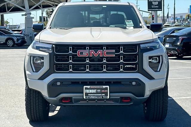 2026 GMC Canyon AT4, 4WD