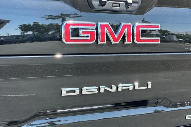 2026 GMC Sierra 2500HD Crew Cab, Standard Bed, Denali, 4WD