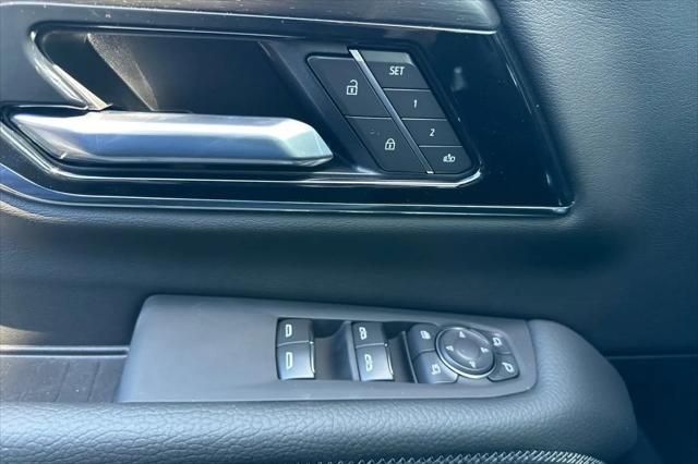 2026 GMC Yukon 4WD Denali