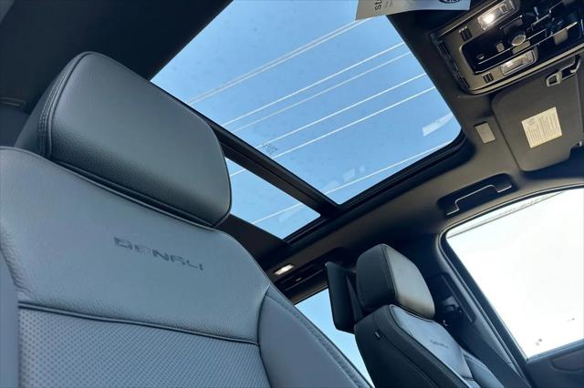 2026 GMC Yukon 4WD Denali