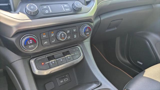 2023 GMC Acadia AWD AT4