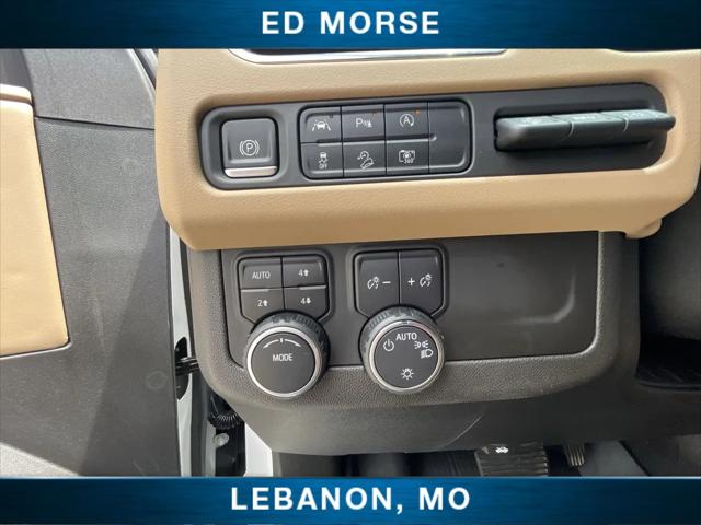 2023 Chevrolet Suburban 4WD Premier