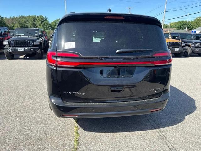 2027 Chrysler Pacifica Limited