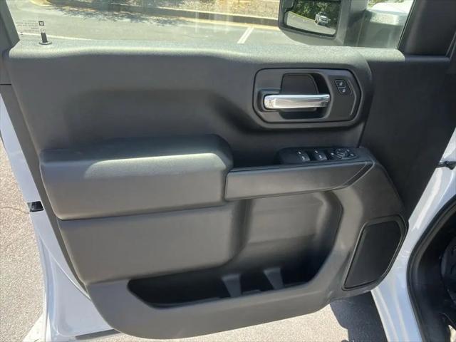 2024 GMC Sierra 2500HD 2WD Crew Cab Long Bed Pro
