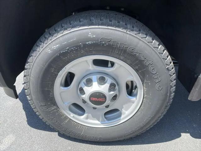 2024 GMC Sierra 2500HD 2WD Crew Cab Long Bed Pro