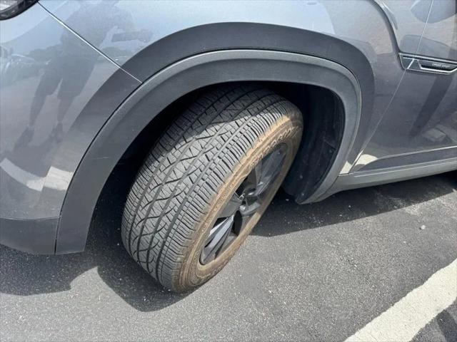 2023 Volkswagen Atlas Cross Sport 2.0T SE