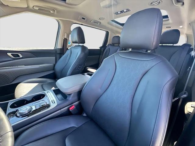 2025 Kia Carnival MPV SX