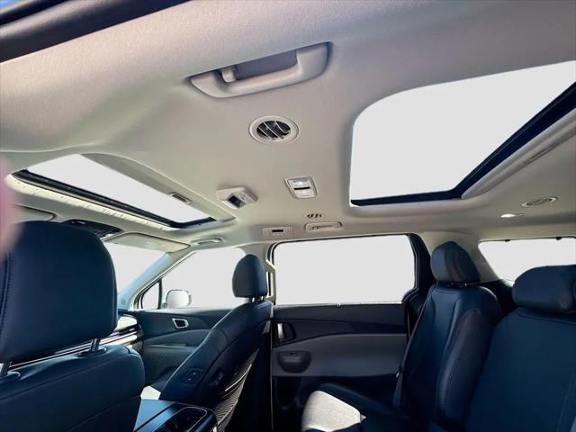 2025 Kia Carnival MPV SX