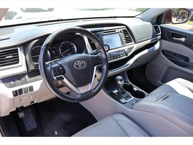 2017 Toyota Highlander Limited