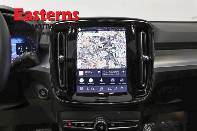 2024 Volvo XC40 Core
