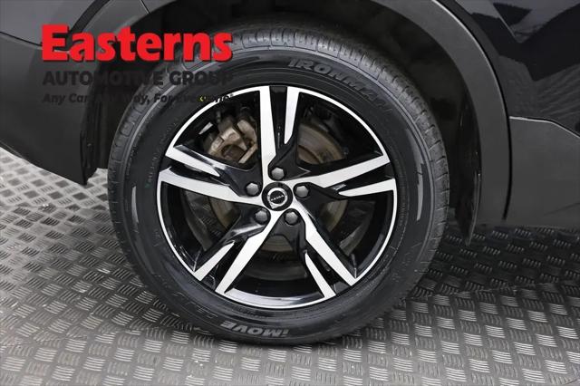 2024 Volvo XC40 Core