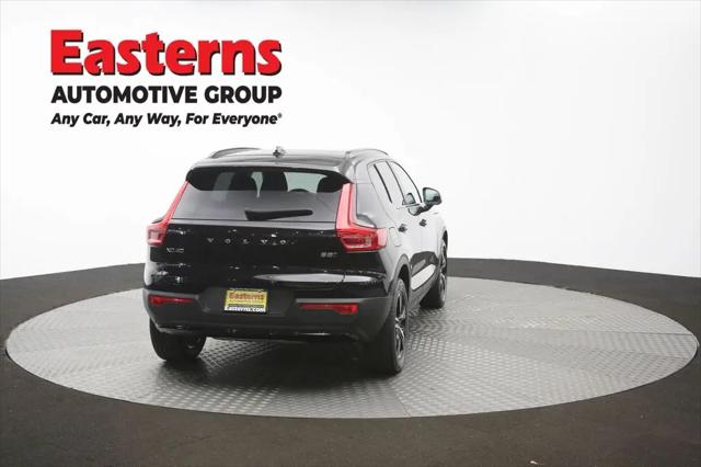 2024 Volvo XC40 Core