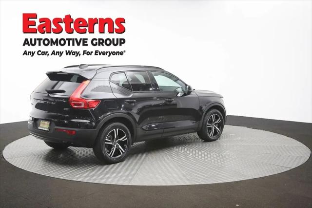 2024 Volvo XC40 Core