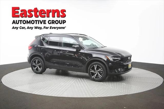 2024 Volvo XC40 Core