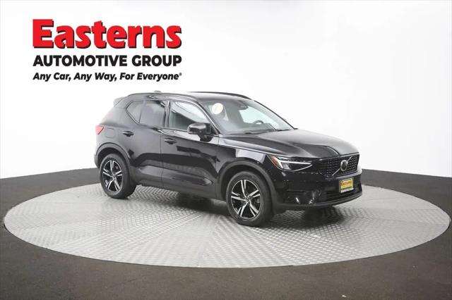 2024 Volvo XC40 Core