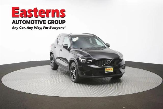 2024 Volvo XC40 Core