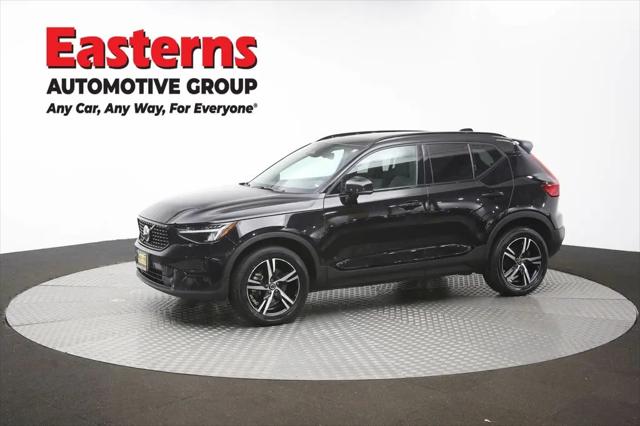 2024 Volvo XC40 Core