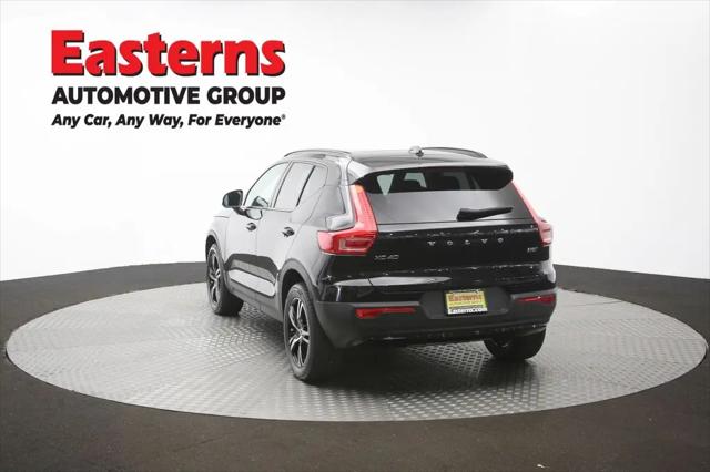 2024 Volvo XC40 Core
