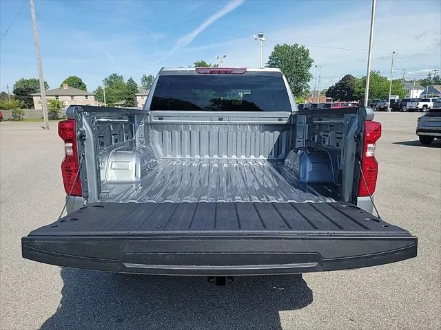 2026 Chevrolet Silverado 1500 4WD Crew Cab Short Bed LT with 2FL