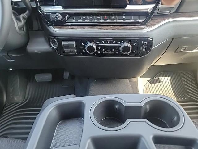 2026 Chevrolet Silverado 1500 4WD Crew Cab Short Bed LT with 2FL